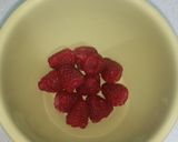 A picture of step 1 of Healthy raspberry yogurt snack.