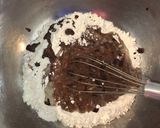 Foto langkah ke 5 dari resep Cup Cake Chiffon Kopi dari Putih Telur.