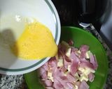 Foto del paso 2 de la receta: Tarta de jamón, queso, tomate, cebollas y morrón