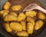 Foto langkah ke 4 dari resep Gemblong Ketan Gula Merah.