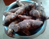 A picture of step 1 of Cocoyam chips.