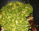 Foto langkah ke 3 dari resep Tumis Kacang Panjang Jagung Manis.