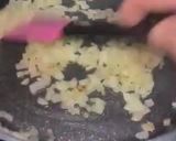 Foto del paso 1 de la receta: Lomos de Merluza y Gambas con Crema de guisantes 🫛