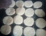 A picture of step 6 of Vanilla and coconut sweet scones.