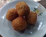 Foto langkah ke 8 dari resep Bola pisang coklat.