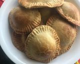 A picture of step 5 of Meat pie.