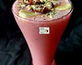 A picture of step 6 of Banana Rose Dryfruits Smoothie.