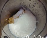 A picture of step 2 of Frozen Banana Lassi.