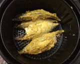 A picture of step 3 of Air Fryer Mackerel Fish Fry.