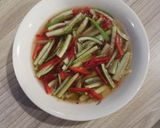 Foto langkah ke 7 dari resep Salad timun dan cabe.