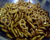 A picture of step 6 of Candied Pretzels.