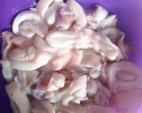 Foto langkah ke 2 dari resep Gulai Cumi Kacang Panjang.