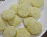 A picture of step 7 of No-Bake Fluffy Cookie Bread.