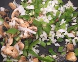 Foto del paso 4 de la receta: Coditos hongueados