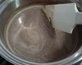 A picture of step 3 of Cafe-style Chocolate au Lait.