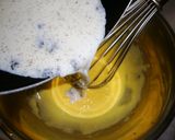 A picture of step 4 of Vanilla Bavarois.
