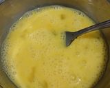 Foto langkah ke 2 dari resep Martabak Mie Mini.