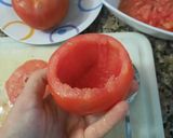 Foto del paso 1 de la receta: Tomates rellenos con huevo