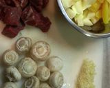 A picture of step 2 of Seriously Authentic Stewed Curry Made from Homemade Roux.