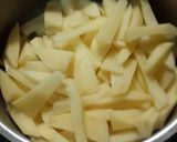 A picture of step 1 of Potatoes rava fry.