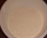 A picture of step 3 of Basic American-Style Cupcakes.