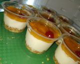 A picture of step 9 of Mango cheese cake cups.