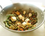 A picture of step 8 of Veggie masala curry with paneer (Kadai Paneer).