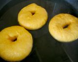 A picture of step 7 of Healthy Carrot Bagels.