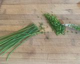 Füstölt pisztráng uborkatekercsben recept fázis 2 fotója
