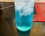 A picture of step 2 of Mermaid Mocktail.