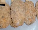 A picture of step 3 of Potato Lollipop.