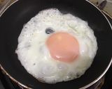 รูปขั้นตอนการทำที่ 7 ของ ข้าวกะเพราหมูชิ้น ไข่ดาว