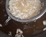 A picture of step 4 of Poha Namkeen.