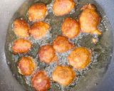 Foto langkah ke 4 dari resep Cekodok Pisang.