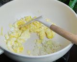 Foto langkah ke 2 dari resep Bihun Goreng Spesial Ayam.