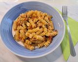 Pas rețetă Pasta cu Ton, Dovlecei si Rosioare 8 fotografie