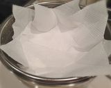 A picture of step 18 of Garlic Chips and Garlic Oil.