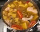 Hình bước làm 2 của món Canh chua cá hồi