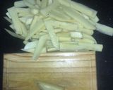 Foto del paso 1 de la receta: Papas bravas sabor panceta y hierbas