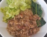 รูปขั้นตอนการทำที่ 3 ของ บะหมี่หมูสับทรงเครื่องกระเทียมดำ Pork&Black Garlic Sauce Noodle