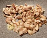 Foto del passaggio 2 della ricetta Pappardelle panna e porcini