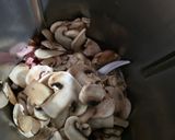 Foto del paso 1 de la receta Revuelto de champi y bacon
