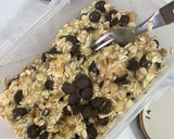 Foto del paso 2 de la receta: Bolitas de plátano con avena y chispas de chocolate