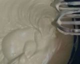 Foto langkah ke 2 dari resep Bolu kukus pandan mocca kismis.