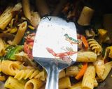 A picture of step 3 of Primavera pasta.