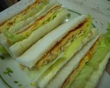 A picture of step 4 of Hearty Tuna and Egg Sandwich.