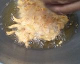 Foto langkah ke 2 dari resep Telur Gembung Ekonomis.