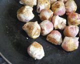 A picture of step 4 of Juicy Tomatoes Rolled In Pork.