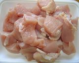 A picture of step 1 of Chicken Breast Sautéed in Ketchup.