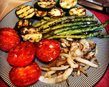 Foto del paso 3 de la receta: Pollo asado receta tradicional con parrillada de verduras y romescu